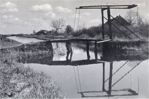Klappbrücke in 50er Jahren.jpg