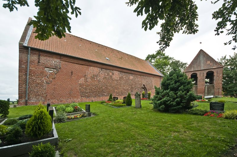 Datei:Kirche Bangstede 00008.jpg