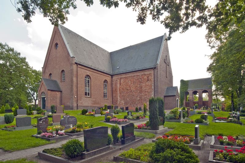 Datei:Kirche Weene 2.jpg