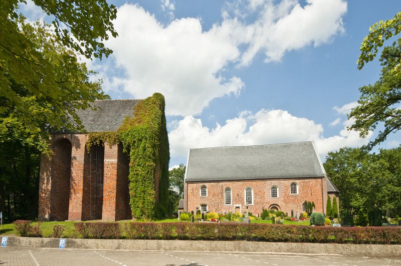 Datei:Kirche Weene 3.jpg