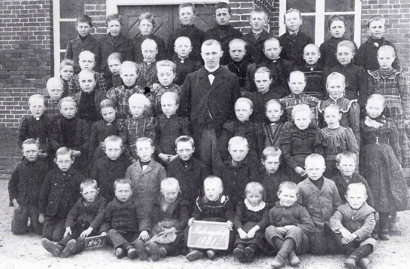 Datei:Lehrer Keck - 1901.jpg