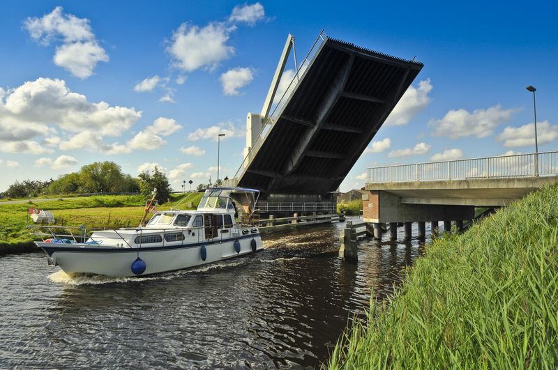 Datei:Bruecke in Bangstede.jpg