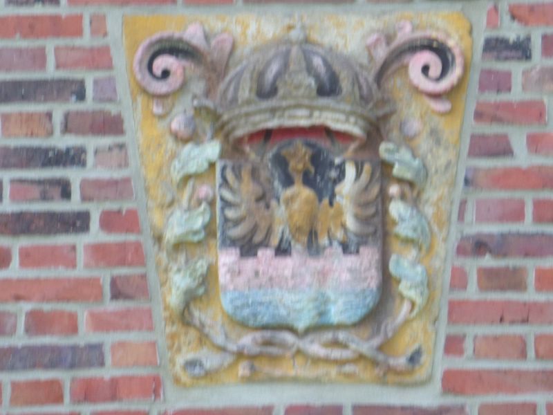 Datei:Emder Wappen Vogthaus.jpeg